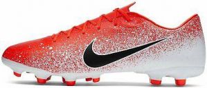 ספורט לגוף ולנשמה נעליים נעלי כדורגל Nike 